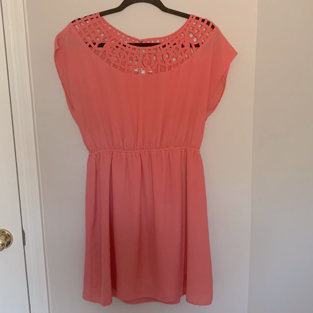 Forever 21 coral dress size L
